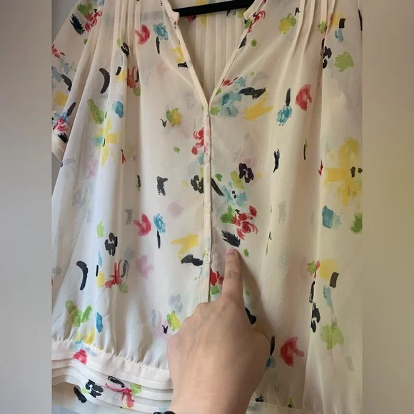 Anthropologie Pins and Needles Watercolor Chiffon Blouse size M - Picture 5 of 11